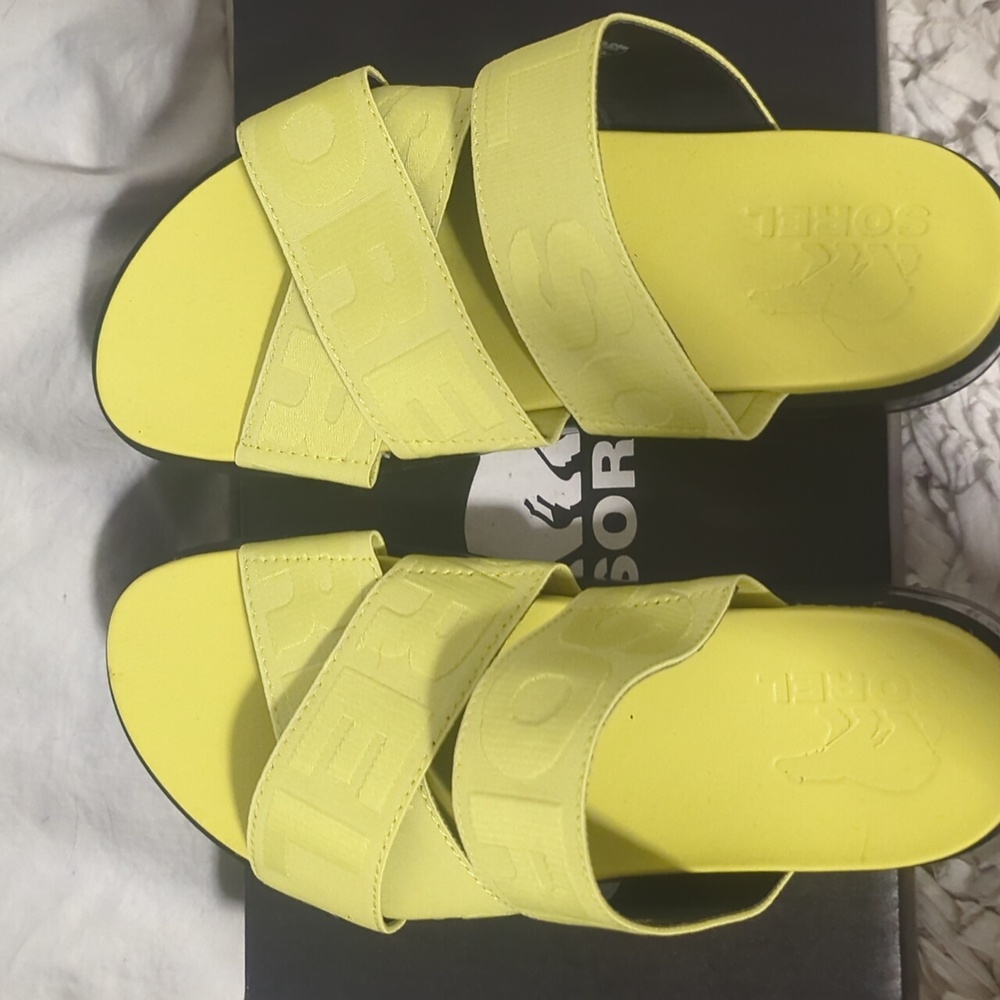 NWT Sorel Roaming yellow strap platform sandals - Picture 6 of 12